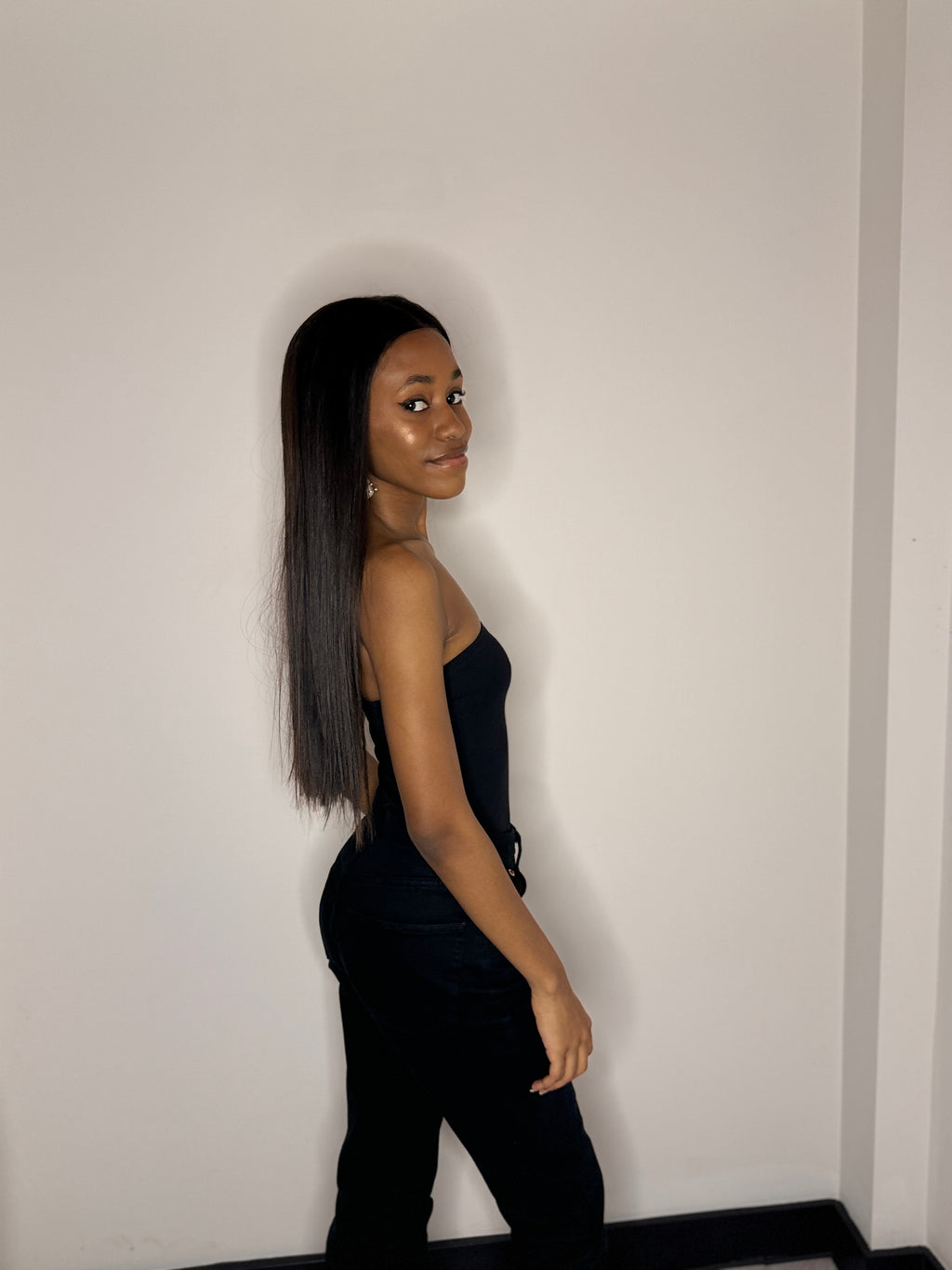 24 inches natural straight Frontal